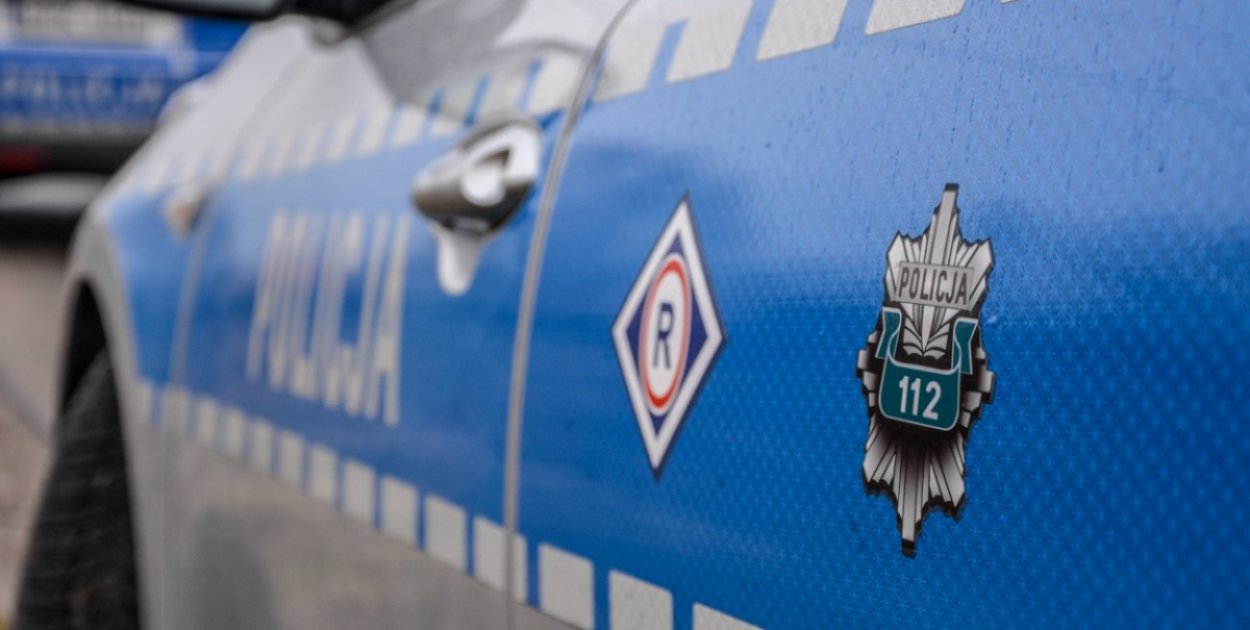 Podszyli się pod sprzedawców koców. Kobieta straciła 27 tysięcy złotych