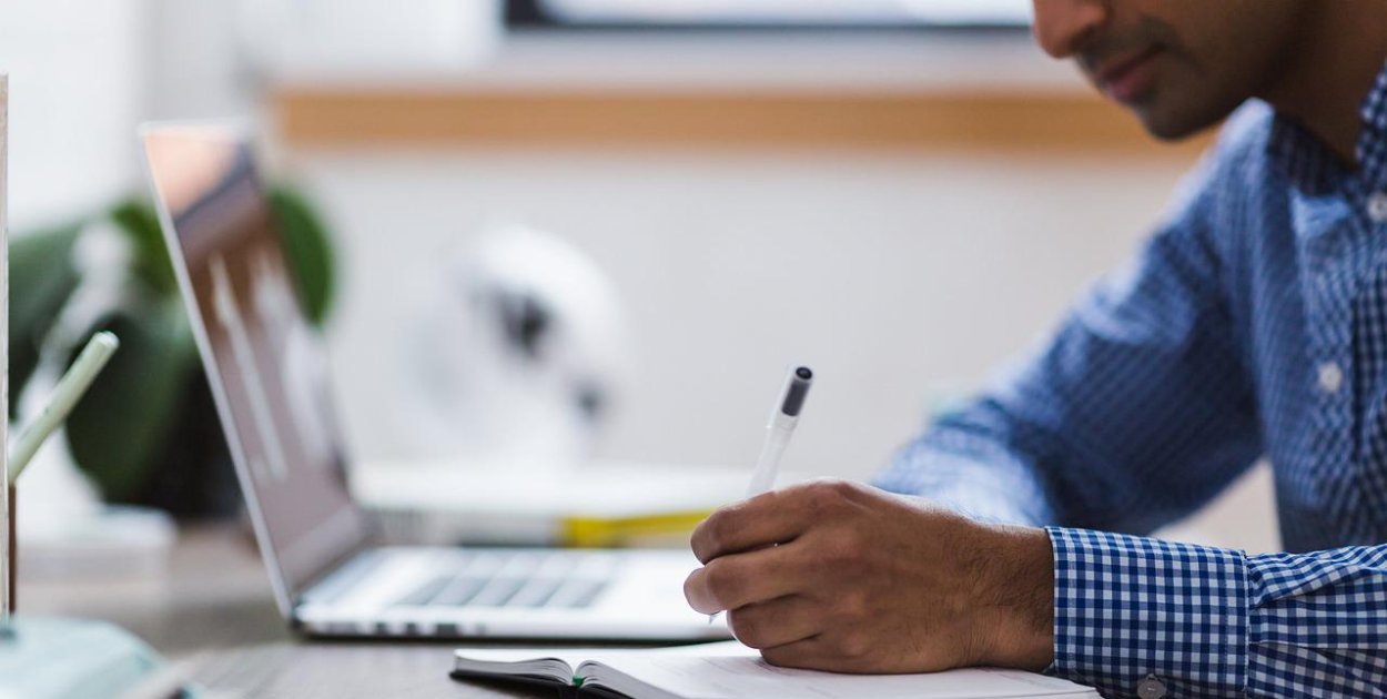 Centralizacja dokumentów a zarządzanie finansami firmy