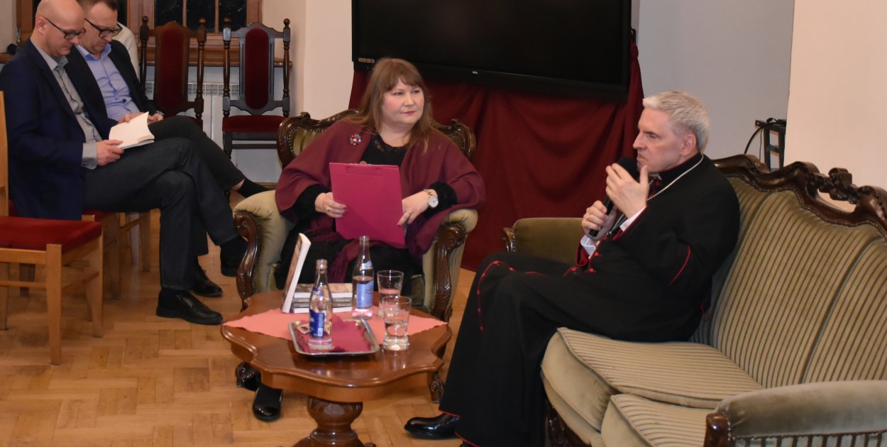 Biskup Krzysztof Nitkiewicz opowiadał o swojej nowej książce