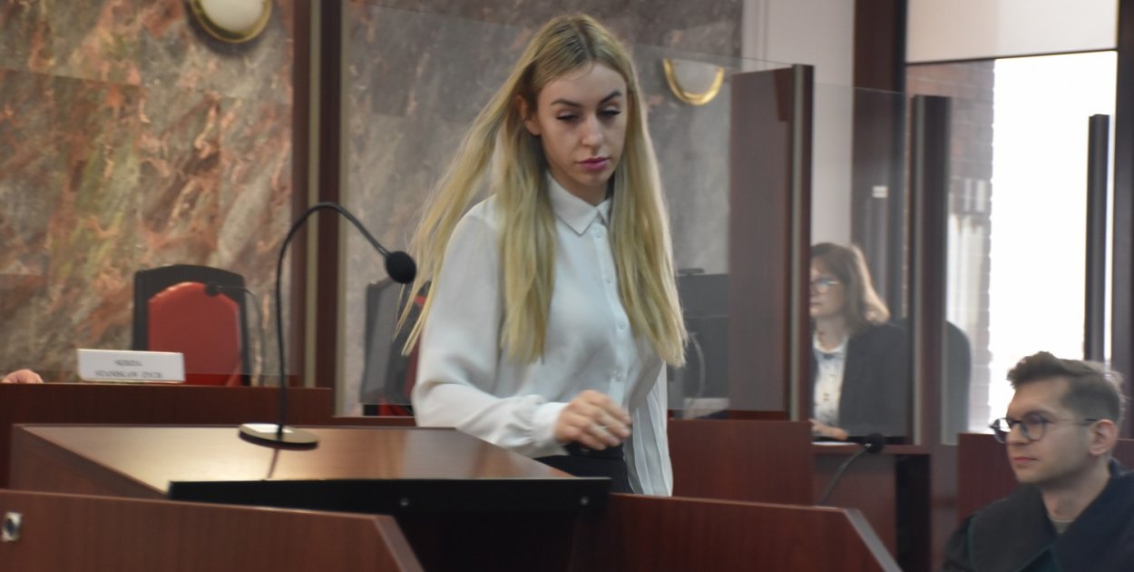 Rozpoczął się proces byłej policjantki z Tarnobrzega [ZDJĘCIA]