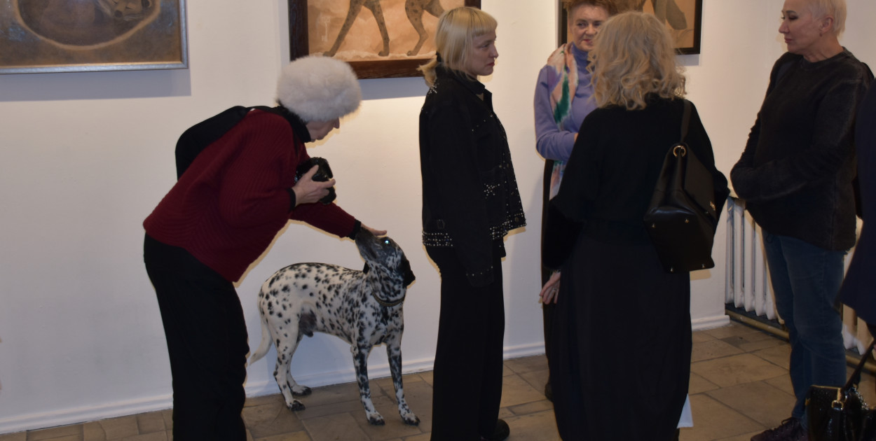 „Bestiarium” – zwierzęta realne i wyśnione w rysunkach Karoliny Dousy-Bik