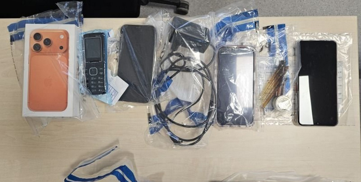 Zatrzymano internetowego oszusta. Wyłudzał pieniądze, oferując sprzedaż materiałów