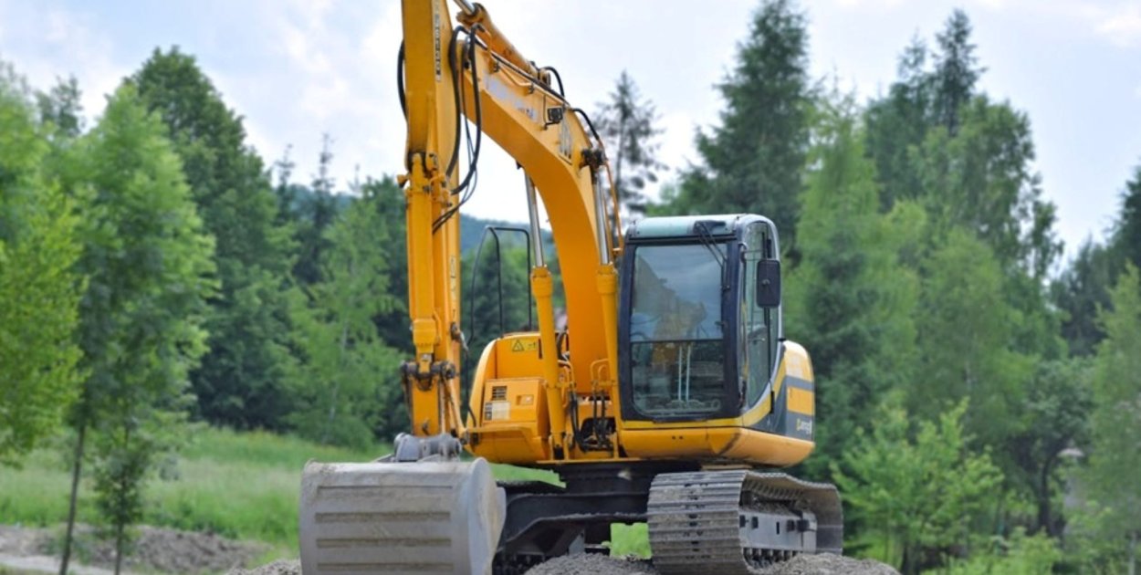 Jak zbudowana jest gąsienica do koparki?