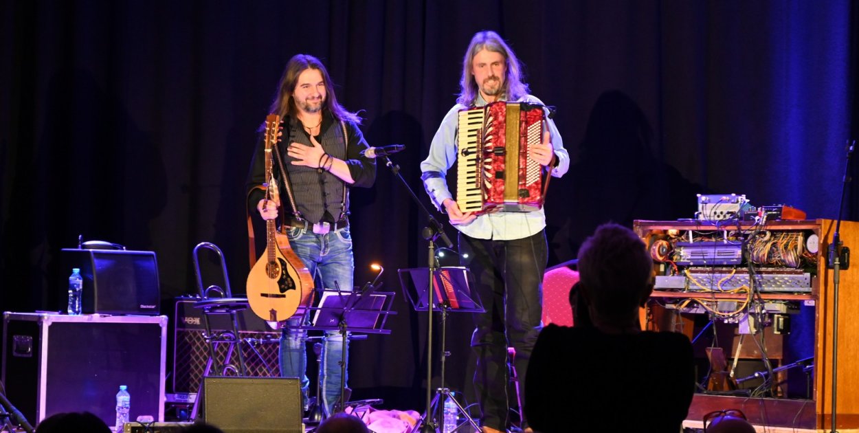 Muzyczna podróż w TDK. Tak brzmiały bouzouki i organy Hammonda w Tarnobrzegu