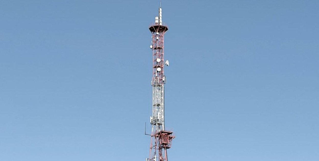 Starosta wydał pozwolenie na budowę kontrowersyjnego masztu w Sandomierzu