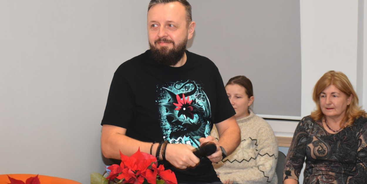 Spotkanie autorskie z Michałem Śmielakiem w Stalowej Woli