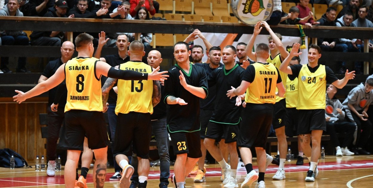 W niedzielę koszykarze Siarki zagrają mecz w Tarnobrzegu