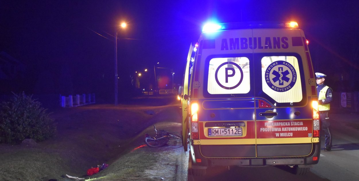 Groźne potrącenie rowerzystki w Jadachach [ZDJĘCIA]