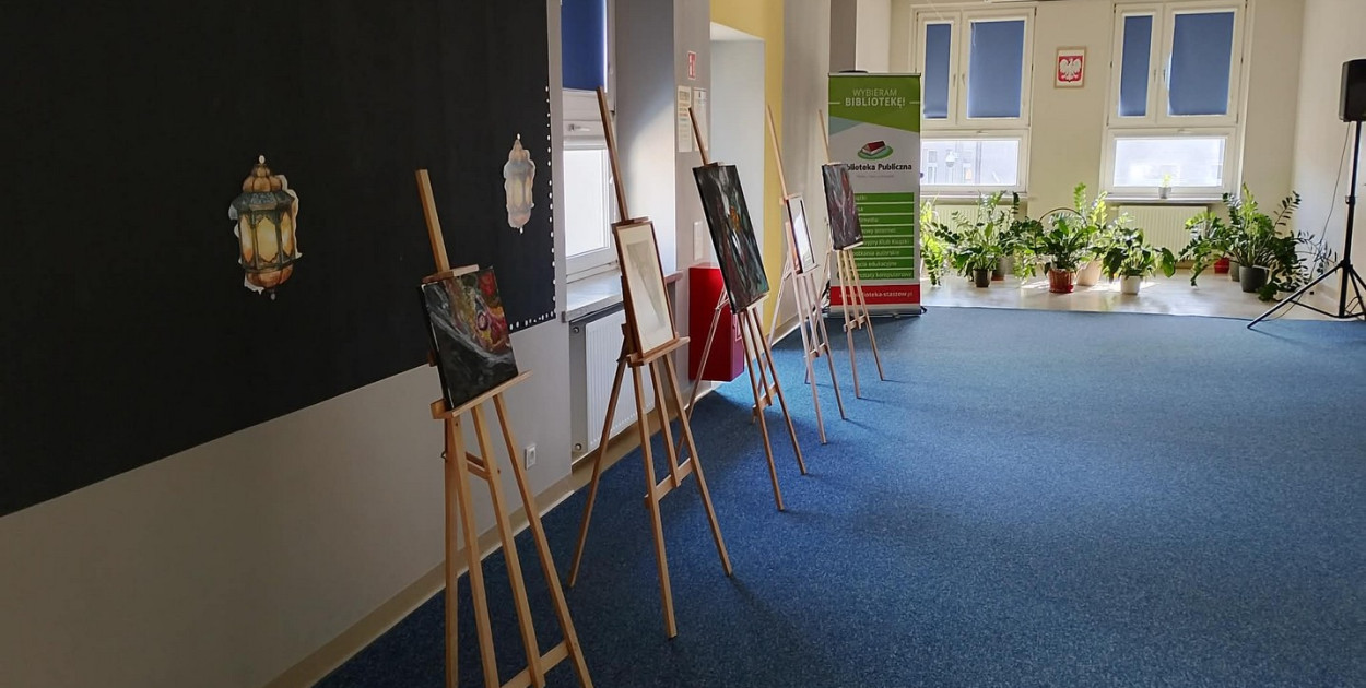 Wystawę malarstwa Dawida Żukowskiego można oglądać w Staszowie [ZDJĘCIA]