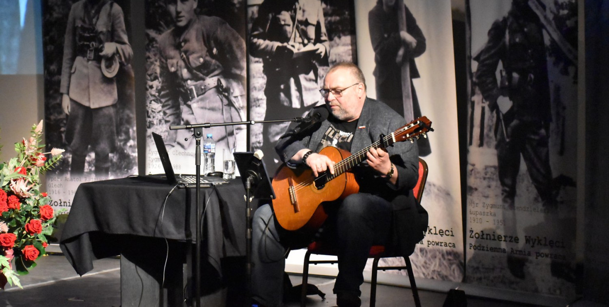 Podziemna Armia powraca – koncert Pawła Piekarczyka w Tarnobrzegu