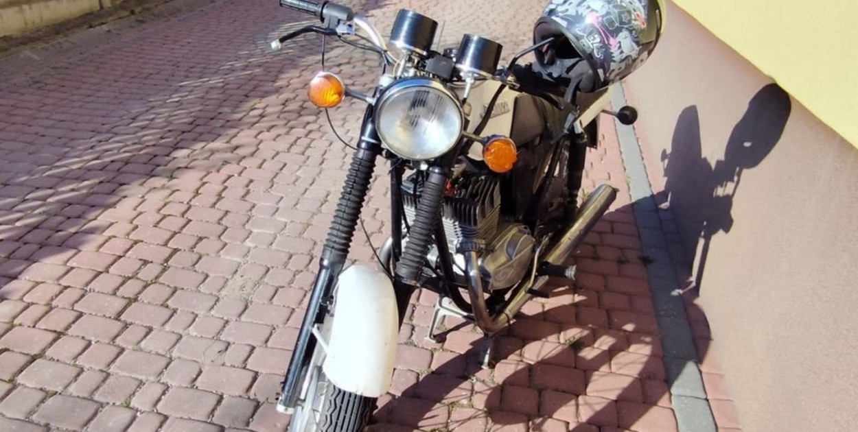 Pijany i bez uprawnień jechał niezarejestrowaną Jawą! 35-latek trafi do więzienia