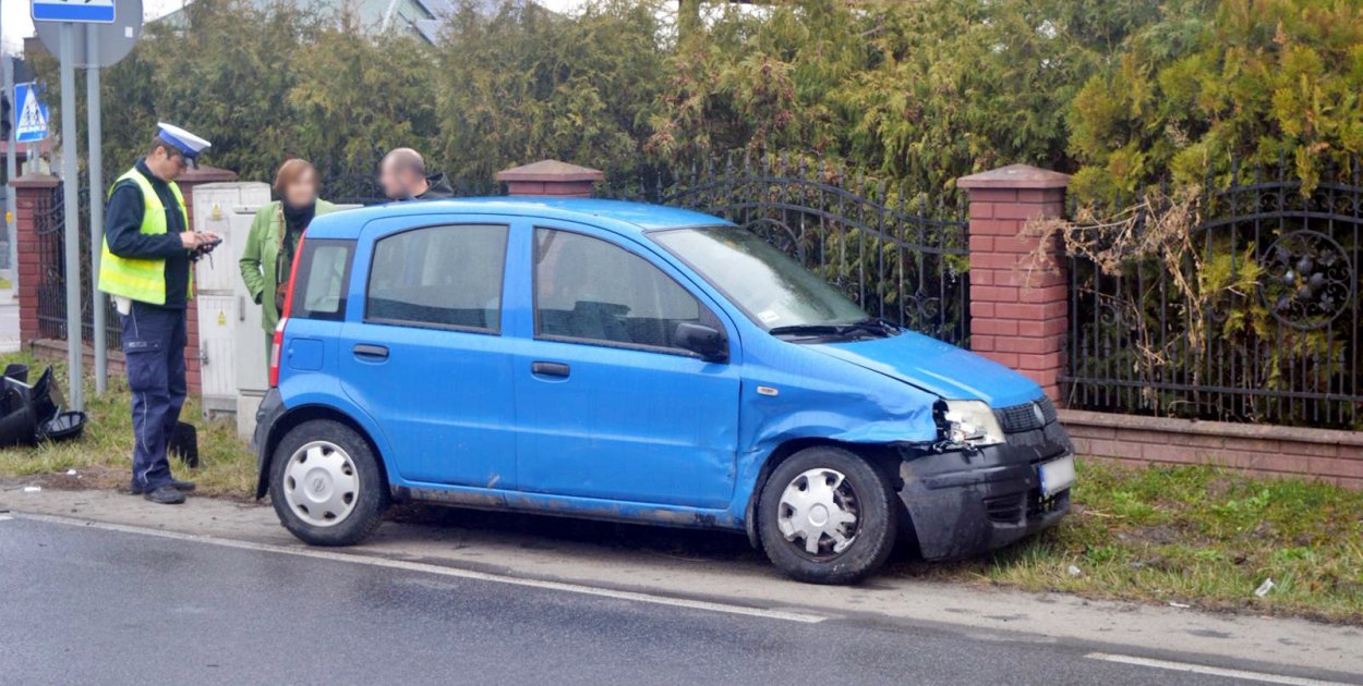 Zderzenie na skrzyżowaniu w Tarnobrzegu [ZDJĘCIA]