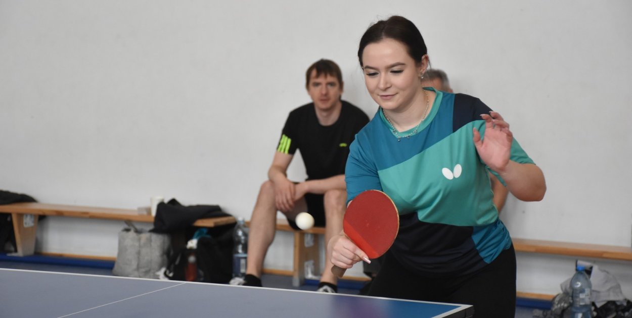 Historyczne rozstrzygnięcie podczas turnieju tenisa stołowego w Chmielowie