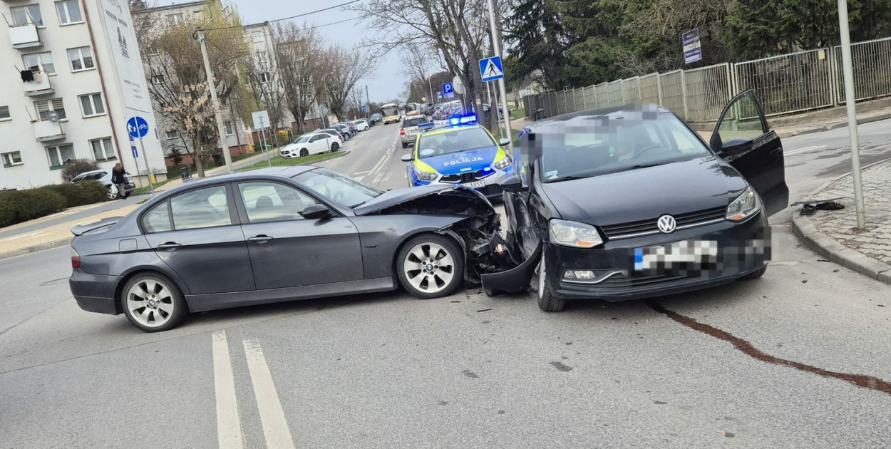 Wypadek w centrum Sandomierza. 24-latek przewieziony do szpitala