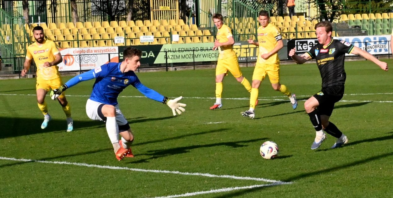 Siarka Tarnobrzeg - Czarni Połaniec na remis [ZDJĘCIA][TABELA]